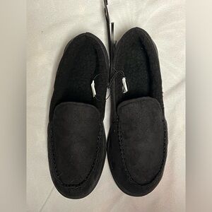 Men’s Moccasin Style Black Slippers Size 12/13